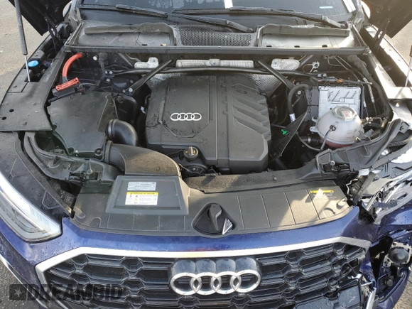 2023 Audi Q5 S line Premium with VIN WA1GAAFY1P2118579, listed as a Copart auction lot 43068015 with 15,662 mi miles and Salvage title. Bid and sale history available at DreamBid. Image 12.