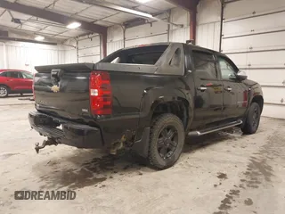 2008 Chevrolet Avalanche LS with VIN 3GNFK12378G169464, listed as a IAAI auction lot 41371639 with 246,490 mi miles and . Bid and sale history available at DreamBid. Image 4.