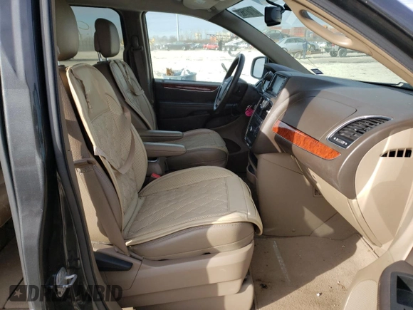 2012 Chrysler Town & Country Touring with VIN 2C4RC1BG8CR299908, listed as a Copart auction lot 37181562 with 95,287 mi miles and Salvage Title. Bid and sale history available at DreamBid. Image 5.