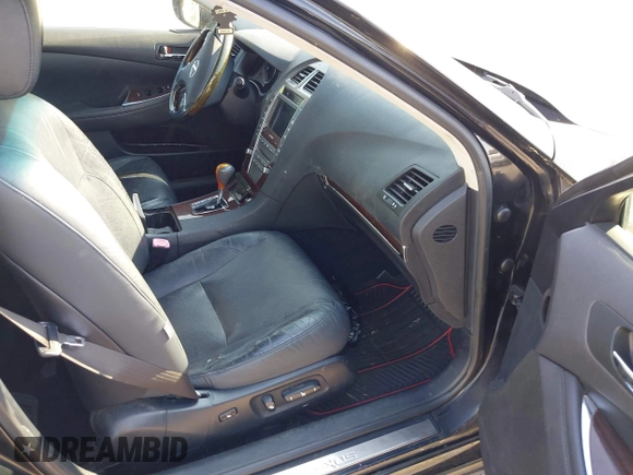 2011 Lexus ES with VIN JTHBK1EG7B2470420, listed as a IAAI auction lot 42132756 with Not Provided miles. Bid and sale history available at carsss.com. Image 5.