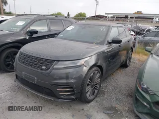 2024 Land Rover Range Rover Velar Dynamic SE with VIN SALYL2EX5RA381632, listed as a IAAI auction lot 42262189 with 23,135 mi miles and . Bid and sale history available at DreamBid. Image 18.