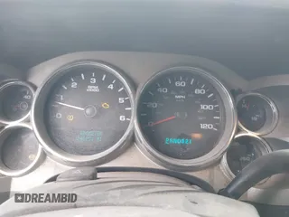 2007 Chevrolet Silverado 1500 LT w/1LT with VIN 2GCEC19C971650265, listed as a IAAI auction lot 41572601 with 240,251 mi miles. Bid and sale history available at carsss.com. Image 7.