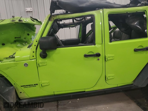 2013 Jeep Wrangler Unlimited Rubicon 10th Anniversary z VIN 1C4HJWFGXDL526535, wystawiony jako Copart lot #85209824 z przebiegiem Nie podano mil oraz Szkoda całkowita • Salvage title. Historia ofert i sprzedaży dostępna na DreamBid. Obrazek 7.