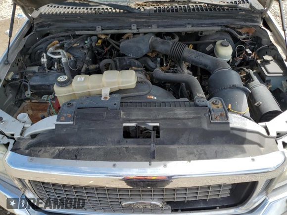 2004 Ford Excursion Special Serv с VIN 1FMNU41L74EA00849, выставлен на аукционе Copart как лот 56391645 с пробегом 258 656 миль миль и Списание • Salvage title. История ставок и продаж доступна на DreamBid. Изображение 12.