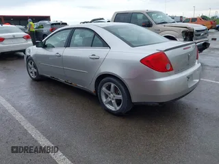 2007 Pontiac G6 G6 z VIN 1G2ZG58NX74252846, wystawiony jako IAAI lot #42120419 z przebiegiem 220 347 mil mil oraz . Historia ofert i sprzedaży dostępna na DreamBid. Obrazek 3.