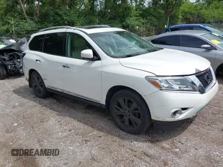 2014 Nissan Pathfinder S z VIN 5N1AR2MM4EC655234, wystawiony jako IAAI lot #42178826 z przebiegiem 152 346 mil mil oraz . Historia ofert i sprzedaży dostępna na DreamBid. Obrazek 1.