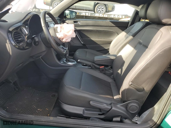 2018 Volkswagen Beetle S with VIN 3VWFD7AT7JM712713, listed as a Copart auction lot 77402094 with 0 mi miles and Clean Title. Bid and sale history available at carsss.com. Image 7.