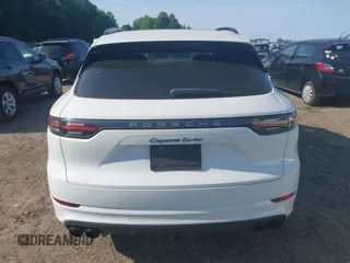 2019 Porsche Cayenne Turbo z VIN WP1AF2AY1KDA80728, wystawiony jako IAAI lot #42262855 z przebiegiem 89 898 mil mil oraz . Historia ofert i sprzedaży dostępna na DreamBid. Obrazek 15.
