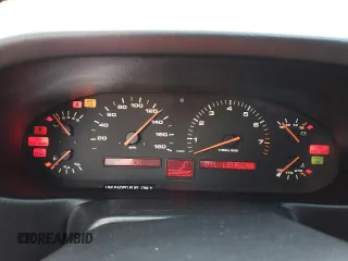 1993 Porsche 928 z VIN WP0AA2929PS815135, wystawiony jako Copart lot #75042334 z przebiegiem Nie podano mil oraz Szkody całkowita. Historia ofert i sprzedaży dostępna na DreamBid. Obrazek 9.