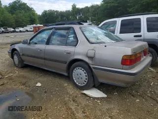 1991 Honda Accord z VIN 1HGCB7655MA125418, wystawiony jako Copart lot #42049712 z przebiegiem 241 937 mil mil oraz Nie do naprawy • Non repairable. Historia ofert i sprzedaży dostępna na DreamBid. Obrazek 2.