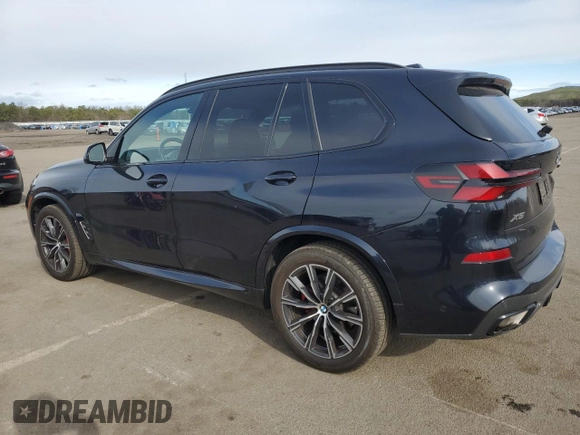 2024 BMW X5 xDrive40i z VIN 5UX23EU09R9S17979, wystawiony jako Copart lot #48359735 z przebiegiem 12 564 mil mil oraz Szkody całkowita. Historia ofert i sprzedaży dostępna na DreamBid. Obrazek 2.