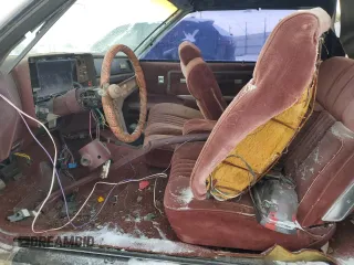 1983 Chevrolet Monte Carlo z VIN 1G1AZ37H5DR175751, wystawiony jako Copart lot #45337105 z przebiegiem 360 000 mil mil oraz Szkody całkowita. Historia ofert i sprzedaży dostępna na DreamBid. Obrazek 7.