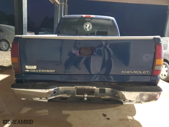 2001 Chevrolet Silverado 1500 LS with VIN 2GCEC19V911181445, listed as a Copart auction lot 88979755 with 192,107 mi miles and Clean Title. Bid and sale history available at carsss.com. Image 6.