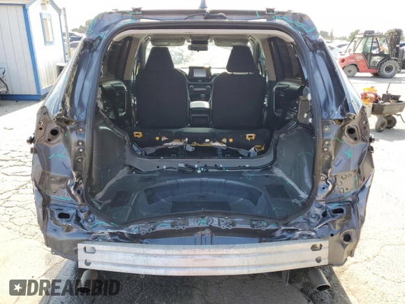 2019 Toyota RAV4 LE with VIN JTMF1RFV6KD503302, listed as a Copart auction lot 62384955 with 77,703 mi miles and Salvage title. Bid and sale history available at DreamBid. Image 6.