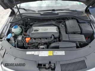 2013 Volkswagen CC R-Line with VIN WVWBP7AN8DE501881, listed as a Copart auction lot 68364054 with 101,546 mi miles and Clean Title. Bid and sale history available at carsss.com. Image 11.