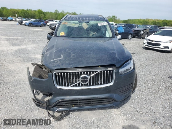 2022 Volvo XC90 Momentum z VIN YV4A221K8N1830007, wystawiony jako Copart lot #53512435 z przebiegiem 39 021 mil mil oraz Szkoda całkowita • Salvage title. Historia ofert i sprzedaży dostępna na DreamBid. Obrazek 5.