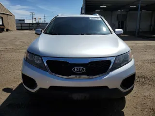 2013 Kia Sorento LX with VIN 5XYKTDA2XDG310583, listed as a Copart auction lot 53015265 with 167,009 mi miles and Non repairable. Bid and sale history available at DreamBid. Image 5.