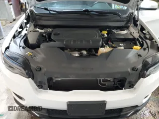 2019 Jeep Cherokee Latitude Plus с VIN 1C4PJMLB4KD443389, выставлен на аукционе Copart как лот 66331395 с пробегом 91 814 миль миль и Списание • Salvage title. История ставок и продаж доступна на DreamBid. Изображение 12.