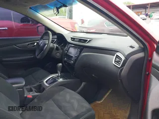 2015 Nissan Rogue SL with VIN 5N1AT2MV0FC778590, listed as a IAAI auction lot 42059832 with 197,167 mi miles and . Bid and sale history available at carsss.com. Image 5.