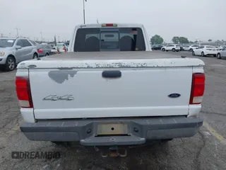 2000 Ford Ranger XLT with VIN 1FTZR15XXYPB55957, listed as a IAAI auction lot 42431758 with 349,550 mi miles and . Bid and sale history available at DreamBid. Image 12.