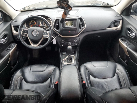 2017 Jeep Cherokee Latitude with VIN 1C4PJMCB8HW657993, listed as a Copart auction lot 88094025 with 146,583 mi miles and Salvage Title. Bid and sale history available at DreamBid. Image 8.