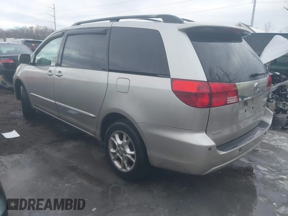 2004 Toyota Sienna XLE z VIN 5TDBA22C74S014781, wystawiony jako IAAI lot #41327692 z przebiegiem 148 548 mil mil oraz . Historia ofert i sprzedaży dostępna na DreamBid. Obrazek 3.