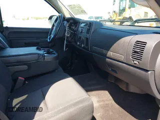 2011 Chevrolet Silverado 1500 LT with VIN 3GCPCSE01BG343814, listed as a IAAI auction lot 41849043 with 109,595 mi miles and . Bid and sale history available at DreamBid. Image 5.