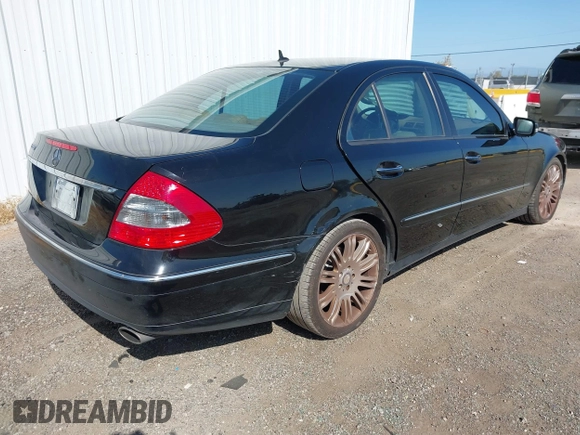 2008 Mercedes-Benz E 350 Luxury z VIN WDBUF56X58B307650, wystawiony jako IAAI lot #42004345 z przebiegiem 140 484 mil mil oraz . Historia ofert i sprzedaży dostępna na DreamBid. Obrazek 4.