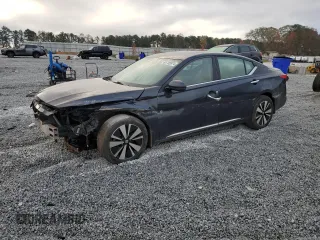 2019 Nissan Altima SV z VIN 1N4BL4DV2KC103781, wystawiony jako Copart lot #50294125 z przebiegiem 89 640 mil mil oraz Nie do naprawy • Non repairable. Historia ofert i sprzedaży dostępna na DreamBid. Obrazek 1.