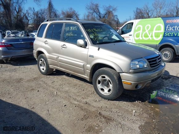 2005 Suzuki Grand Vitara LX with VIN JS3TD62V454200331, listed as a IAAI auction lot 41896812 with 122,974 mi miles. Bid and sale history available at carsss.com. Image 1.