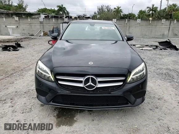 2019 Mercedes-Benz C 300 z VIN 55SWF8DB8KU289988, wystawiony jako Copart lot #55739365 z przebiegiem 65 277 mil mil oraz Szkoda całkowita • Salvage title. Historia ofert i sprzedaży dostępna na DreamBid. Obrazek 15.