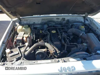 1996 Jeep Cherokee SE with VIN 1J4FJ28S0TL328637, listed as a IAAI auction lot 42078412 with 333,223 mi miles and . Bid and sale history available at DreamBid. Image 10.