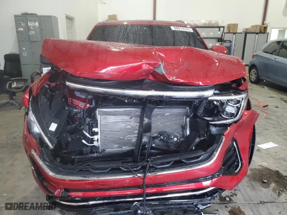 2024 Volkswagen Atlas Cross Sport 2.0T SEL Premium R-Line with VIN 1V2FE2CA3RC259586, listed as a Copart auction lot 88070355 with 443 mi miles and Salvage Title. Bid and sale history available at carsss.com. Image 5.