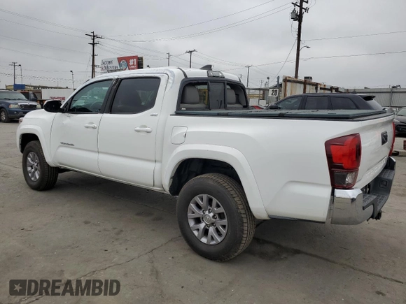 2017 Toyota Tacoma SR5 z VIN 3TMAZ5CN8HM040978, wystawiony jako Copart lot #58813575 z przebiegiem 103 730 mil mil oraz Nie do naprawy • Non repairable. Historia ofert i sprzedaży dostępna na DreamBid. Obrazek 2.