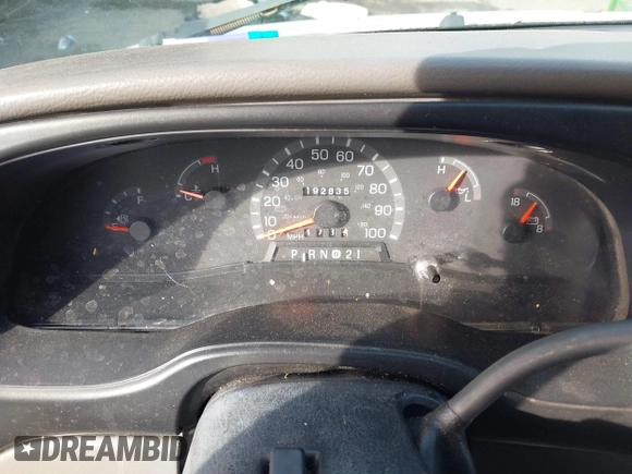 2001 Ford Econoline Cargo with VIN 1FTRE14291HA84414, listed as a IAAI auction lot 41463623 with 192,835 mi miles. Bid and sale history available at carsss.com. Image 7.
