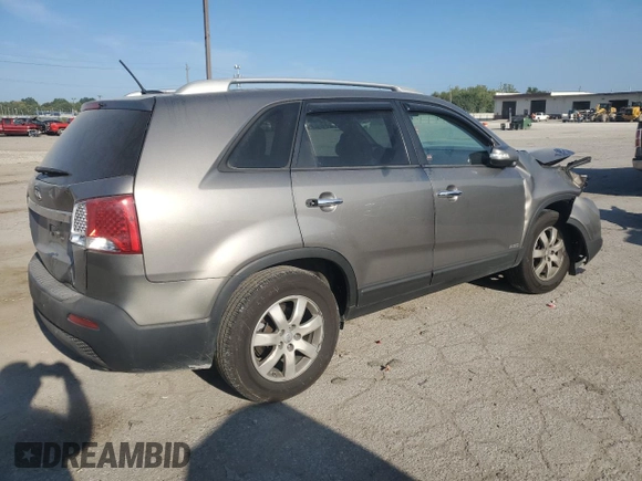 2012 Kia Sorento LX with VIN 5XYKTDA62CG228798, listed as a Copart auction lot 68251484 with 118,618 mi miles and Salvage Title. Bid and sale history available at carsss.com. Image 3.