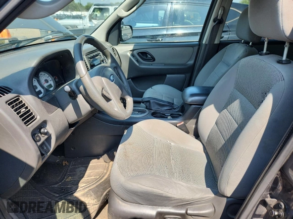 2005 Ford Escape XLT with VIN 1FMYU93135DA09027, listed as a Copart auction lot 63322395 with 144,020 mi miles and Clean title. Bid and sale history available at DreamBid. Image 7.