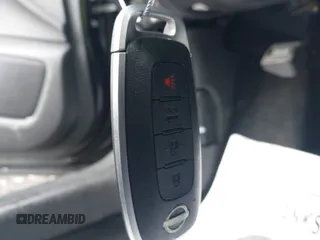 2024 Nissan Sentra S z VIN 3N1AB8BV8RY248783, wystawiony jako IAAI lot #41763721 z przebiegiem 7 693 mil mil oraz . Historia ofert i sprzedaży dostępna na DreamBid. Obrazek 11.