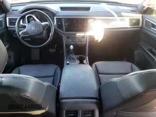 2020 Volkswagen Atlas SE z VIN 1V21E2CA1LC210839, wystawiony jako Copart lot #73829174 z przebiegiem 46 815 mil mil oraz Szkoda całkowita • Salvage title. Historia ofert i sprzedaży dostępna na DreamBid. Obrazek 8.