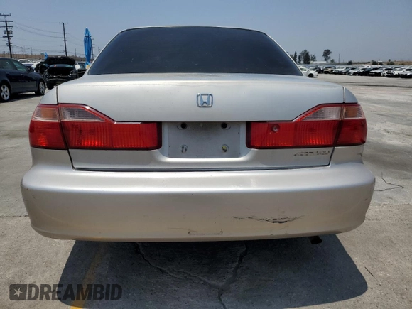 1998 Honda Accord LX с VIN 1HGCG5642WA059328, выставлен на аукционе Copart как лот 59868635 с пробегом 169 317 миль миль и Списание • Salvage title. История ставок и продаж доступна на DreamBid. Изображение 6.