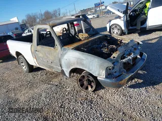 2000 Ford Ranger XL with VIN 1FTYR10C2YTA53849, listed as a IAAI auction lot 41270652 with 1 mi miles. Bid and sale history available at carsss.com. Image 1.