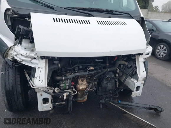 2017 Ram ProMaster Cargo with VIN 3C6TRVDG4HE550125, listed as a IAAI auction lot 41647374 with 255,147 mi miles and . Bid and sale history available at carsss.com. Image 6.