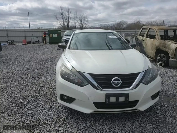2017 Nissan Altima 2.5 SR with VIN 1N4AL3AP1HC246838, listed as a Copart auction lot 44693685 with 152,895 mi miles and Salvage Title. Bid and sale history available at carsss.com. Image 11.
