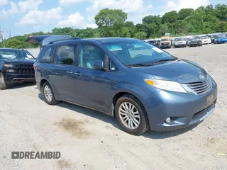 2017 Toyota Sienna XLE Auto Access Seat with VIN 5TDYZ3DC3HS840250, listed as a IAAI auction lot 42517375 with 211,822 mi miles and . Bid and sale history available at DreamBid. Image 1.