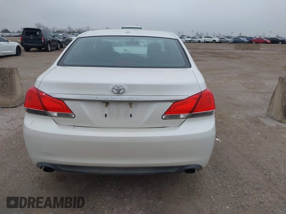 2012 Toyota Avalon z VIN 4T1BK3DB5CU453278, wystawiony jako IAAI lot #41537734 z przebiegiem 183 492 mil mil oraz . Historia ofert i sprzedaży dostępna na DreamBid. Obrazek 16.