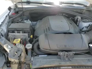 2017 Dodge Durango R/T z VIN 1C4SDHCT5HC660725, wystawiony jako Copart lot #57305275 z przebiegiem 114 956 mil mil oraz Szkoda całkowita • Salvage title. Historia ofert i sprzedaży dostępna na DreamBid. Obrazek 14.