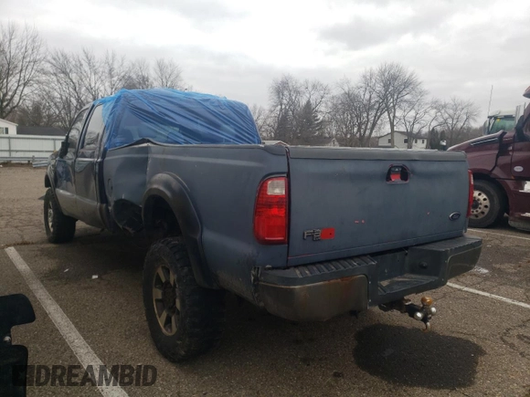 2008 Ford F-350 XL z VIN 1FTWW315X8EA98344, wystawiony jako Copart lot #42523635 z przebiegiem 74 639 mil mil oraz Czysty tytuł • Clean title. Historia ofert i sprzedaży dostępna na DreamBid. Obrazek 2.