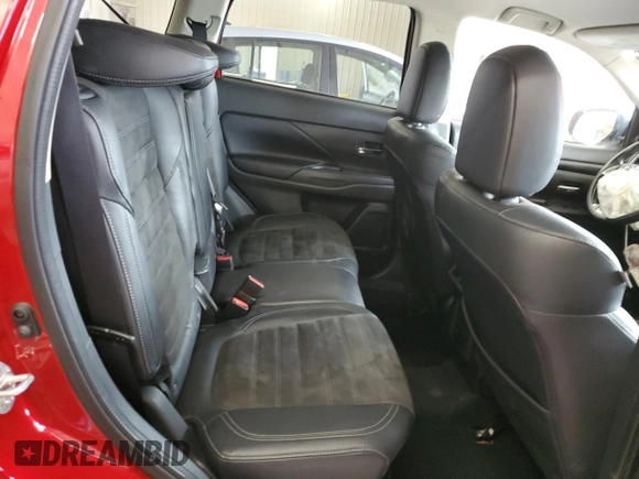 2020 Mitsubishi Outlander SE z VIN JA4AD3A33LZ006078, wystawiony jako Copart lot #55786005 z przebiegiem 68 115 mil mil oraz Czysty tytuł • Clean title. Historia ofert i sprzedaży dostępna na DreamBid. Obrazek 11.