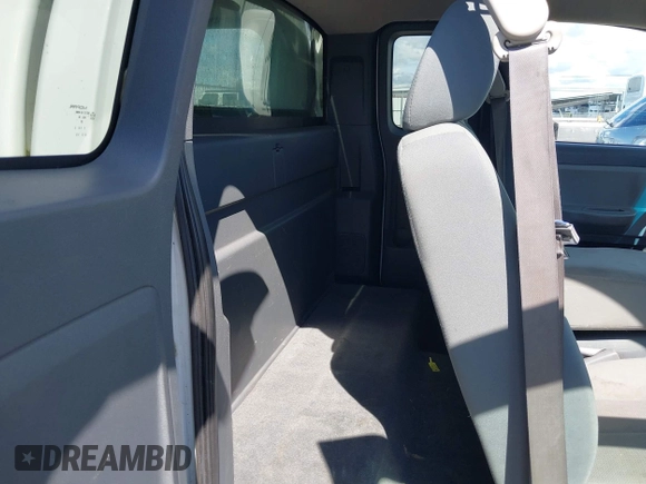 2005 Dodge Dakota ST with VIN 1D7HW22K15S119947, listed as a IAAI auction lot 42372148 with 140,528 mi miles and . Bid and sale history available at DreamBid. Image 8.