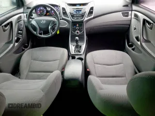 2015 Hyundai Elantra SE z VIN 5NPDH4AE3FH567732, wystawiony jako Copart lot #54558225 z przebiegiem 147 338 mil mil oraz Szkody całkowita. Historia ofert i sprzedaży dostępna na DreamBid. Obrazek 8.